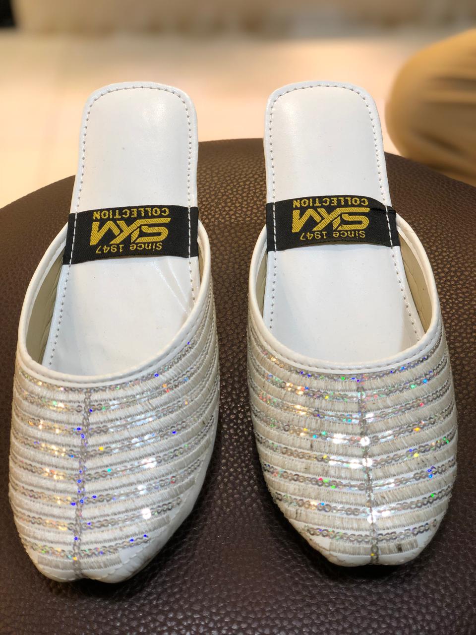 White open khussa for women with silver sequin striped embroidery